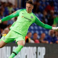 Marcin Bulka llega cedido por el Paris Saint-Germain