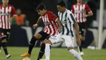 Daniel Bocanegra fue el volante cabeza de área de Nacional.