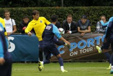 Primera sesión de Casillas con el Oporto