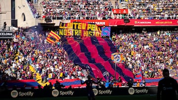 La grada de animación del Barcelona