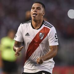 Michael Owen aplaude el gol de Juan Fernando Quintero