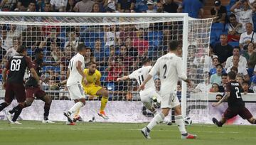 Bale (centre) puts Real back in front on the stroke of half time.