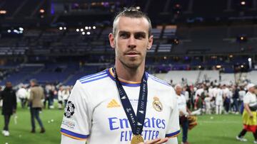 PARIS, FRANCE - MAY 28: Gareth Bale of Real Madrid reacts following their sides victory in the UEFA Champions League final match between Liverpool FC and Real Madrid at Stade de France on May 28, 2022 in Paris, France. (Photo by Catherine Ivill/Getty Images)