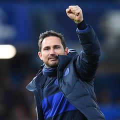 13 entrenadores sin equipo como alternativa a Koeman