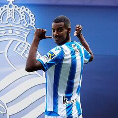 Isak, presentado: "No había nada malo para decir no a la Real"