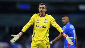 Marcelo Barovero of San Luis during the game Cruz Azul vs Atletico San Luis, corresponding to Round 12 of the Torneo Clausura 2023 of the Liga BBVA MX, at Azteca Stadium, on March 18, 2023.

<br><br>

Marcelo Barovero de San Luis durante el partido Cruz Azul vs Atletico San Luis, Correspondiente a la Jornada 12 del Torneo Clausura 2023 de la Liga BBVA MX, en el Estadio Azteca, el 18 de Marzo de 2023.