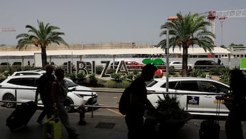 El Ibiza-Murcia se aplaza al no poder despegar el vuelo del equipo grana 