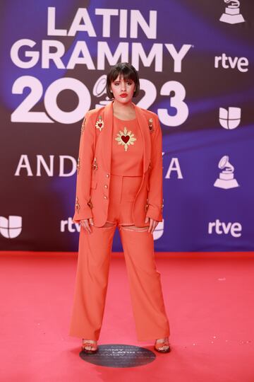 La cantante Camilú posa durante el photocall previo a la gala de entrega de los Latin Grammy 2023.