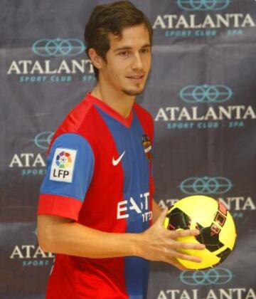 Lucas Orban, exjugador del Valencia, llega cedido al Levante. 