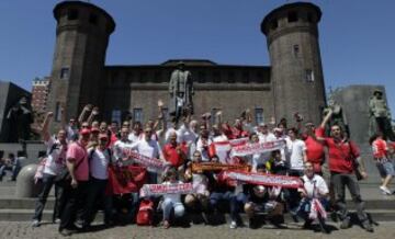 Seguidores en las calles de Turin antes del partido de la final de Europa League entre el Sevilla y Benfica. 