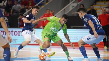 Partido inaugural de la 13? jornada de la Primera RFEF Futsal.