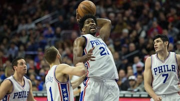 Embiid brilla y los Sixers otra vez ganan con dramatismo