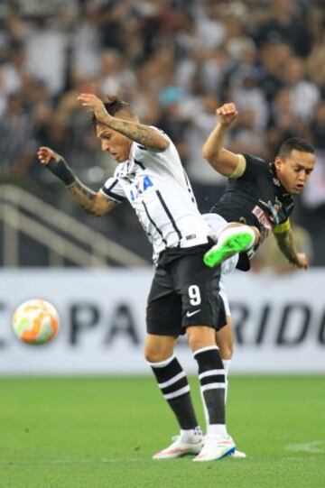 Once Caldos perdió 4-0 frente a Corinthians en Brasil.