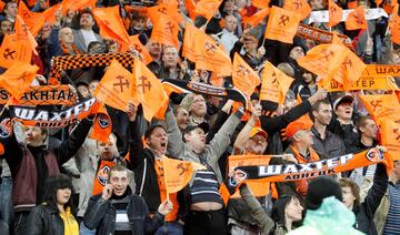 Los Ultras del Shakhtar Donetsk son nacionalistas ucranianos y sus grandes enemigos son los ultras del Dinamo de Kiev.