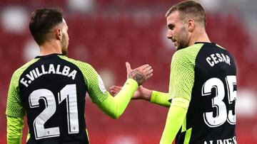 Un gol de César permite a un flojo Sporting pasar el trámite