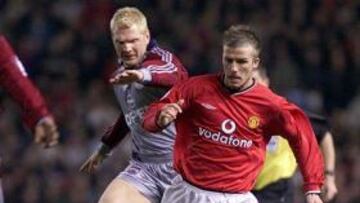 <b>RIVALIDAD.</b> Effenberg vivió duelos 'calientes' contra el Manchester United.