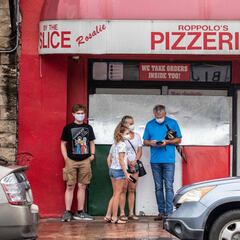 Coronavirus USA: Why is Texas pausing reopening?