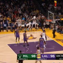 La reacción del banquillo tras el mate antológico de Antetokounmpo