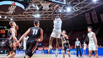 Usman Garuba, ante el Ratiopharm Ulm.