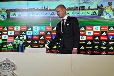 Franco Mastantuono durante la rueda de prensa. 