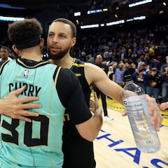 Family reunion at the Golden State Warriors?