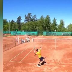 "Para ser honestos no he visto nada similar": el ace en tenis que van a tener que ver varias veces