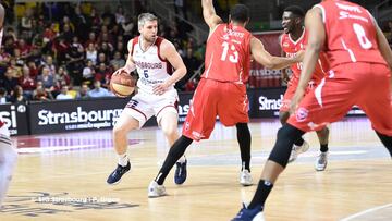 Serron, con el Strasbourg