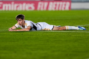 Edad: 21 | Posición: Mediocentro ofensivo | Valor de mercado: 500 mil €