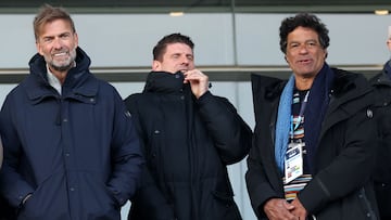 Jurgen Klopp, con Mario Gomez y Rai.