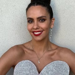 Cristina Pedroche se emociona con el homenaje de Carnaval que le han hecho unas fans