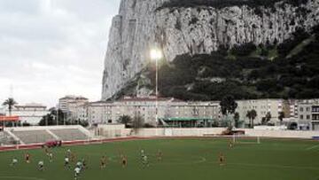 <b>EL PEÑÓN. </b>Un partido de fútbol en el Peñón de Gibraltar.