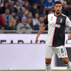 Nagelsmann tiende la mano a Khedira