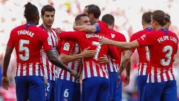 GRAF9675. MADRID, 12/05/2019.- Los jugadores del Atlético de Madrid celebran el gol de José Resurrección 'Koke' durante el partido ante el Sevilla correspondiente a la trigésimo séptima jornada de LaLiga Santan