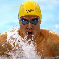 “La velocidad en natación exige orden en el caos”