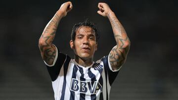 Dayro Moreno marca doblete con Talleres de Córdoba