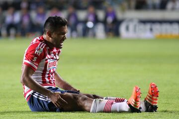 Marín fue enviado al equipo Sub-20 de Chivas tras violar el reglamento interno del club. Se menciona, que habría sido por ingresar a una mujer al hotel de concentración.