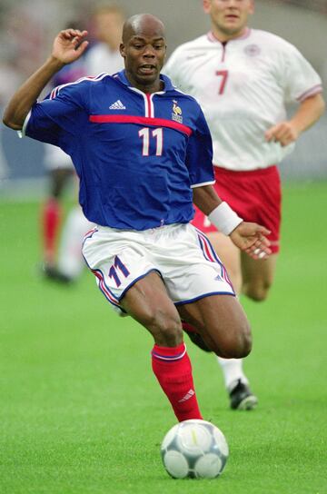 El jugador franc¨¦s fich¨® por el Deportivo de La Coru?a en 1996 procedente del Stade Rennes. Fue presentado de la mano de Lendoiro, pero fue cedido al equipo franc¨¦s sin disputar un minuto.