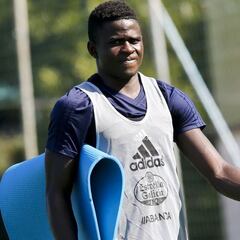 Manu Apeh ya está en Tenerife