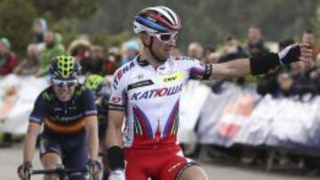 El ciclista aragon&eacute;s &Aacute;ngel Vicioso, del equipo Katusha, tras lograr la victoria en la decimos&eacute;ptima edici&oacute;n del Gran Premio Miguel Indur&aacute;in. 