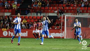 El Depor remonta y se lleva los tres puntos ante el Nástic de Tarragona.