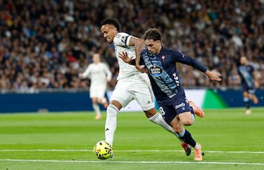 El defensa brasileño se rompe tras  una carrera desesperada para evitar el mano a mano de Pablo Durán con Thibaut Courtois.