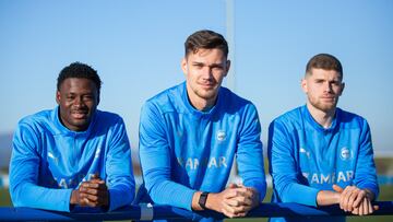 Jugadores del Istra en Vitoria.