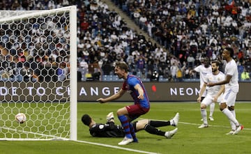 Luuk de Jong empató el partido al marcar el 1-1.