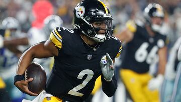 Oct 6, 2024; Pittsburgh, Pennsylvania, USA; Pittsburgh Steelers quarterback Justin Fields (2) runs the ball against the Dallas Cowboys during the first quarter at Acrisure Stadium. Mandatory Credit: Charles LeClaire-Imagn Images