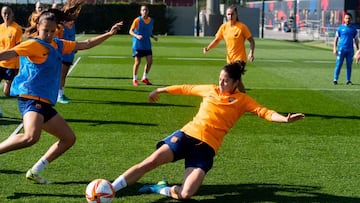 El Bar?a arranca su defensa del t¨ªtulo copero en Vallecas