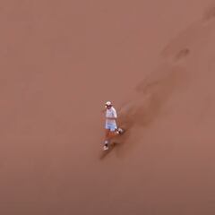 “Si quieres correr 500 km por el lugar más árido del planeta, busca a las personas más locas”