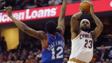 LeBron James ante Luc Richard Mbah a Moute.