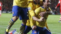 Cazorla marcó pero el Arsenal no logró pasar del empate