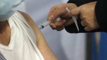 Calendario de Vacunación COVID hoy, sábado 23 de octubre: ¿quién recibe la tercera dosis de refuerzo?