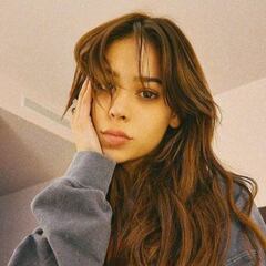 Danna Paola comparte que su abuela está grave y hospitalizada por Covid-19